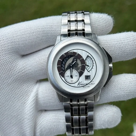 KENNETH COLE
Sporty Link Watch Black and Silver automatic skeleton men’s watch - Picture 9 of 11